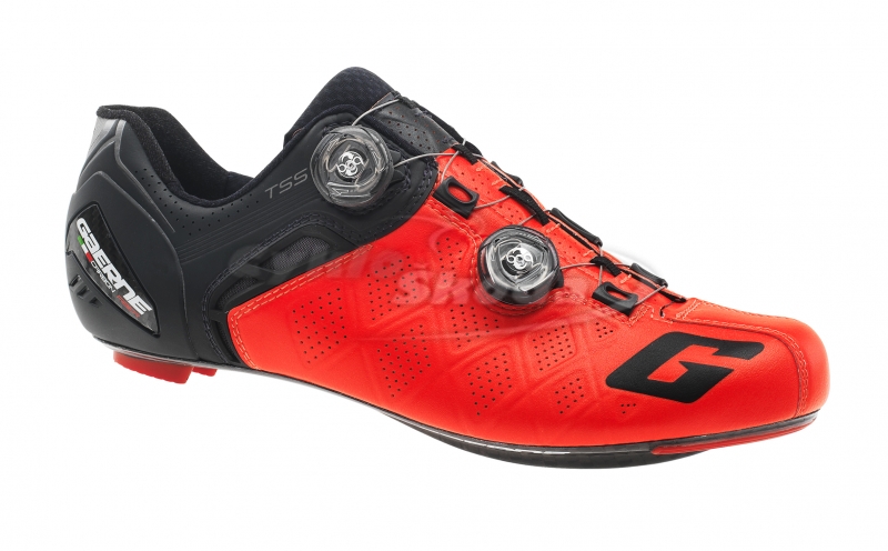 Silniční tretry CARBON G.STILO+ RED 2018