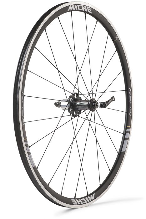 Zapletená silniční kola Miche Neon