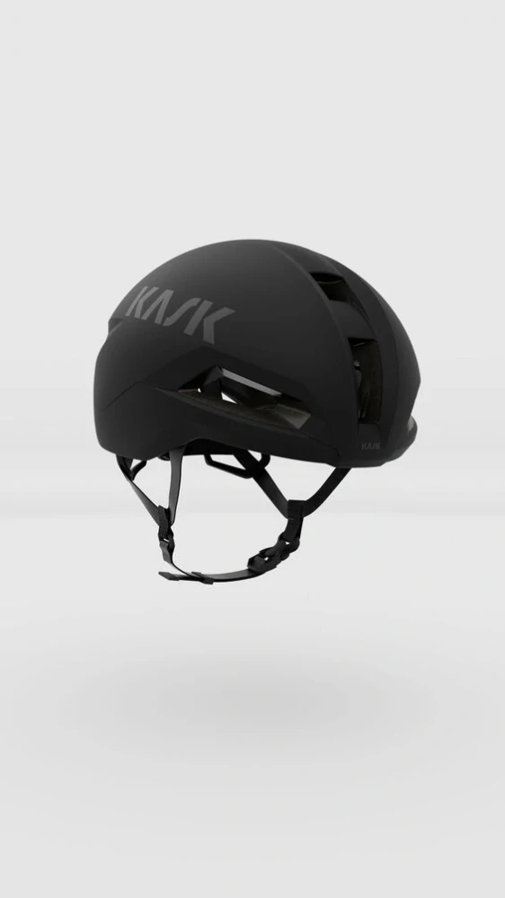 Kask Nirvana black matt cyklistická helma